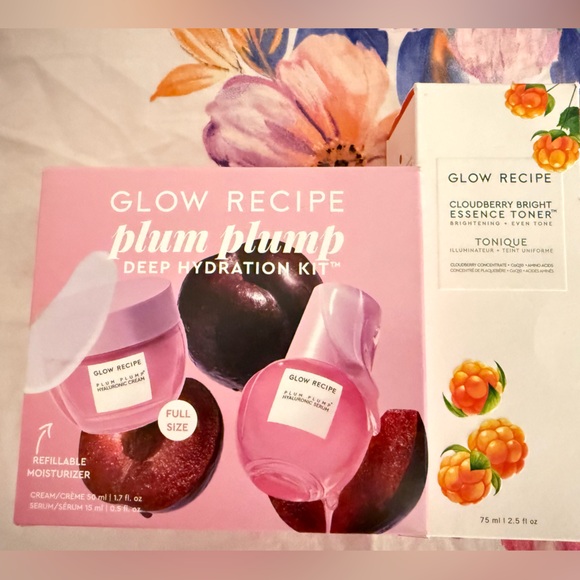 Glow Recipe bundle - Picture 2 of 2